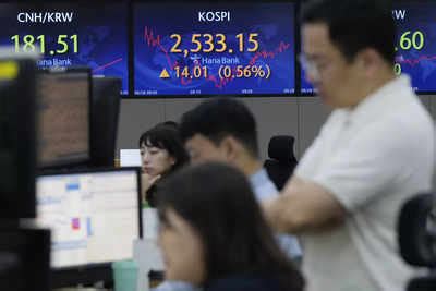Stock market today: Asian shares dip with eyes on the Chinese economy and a possible US shutdown